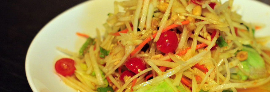 Thai food at Pongsri restaurant