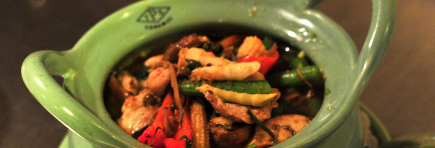 Thai food at Pongsri restaurant